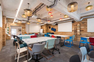 創(chuàng)意工廠般的會場設(shè)計(jì) 顛覆你對傳統(tǒng)會議空間的認(rèn)知